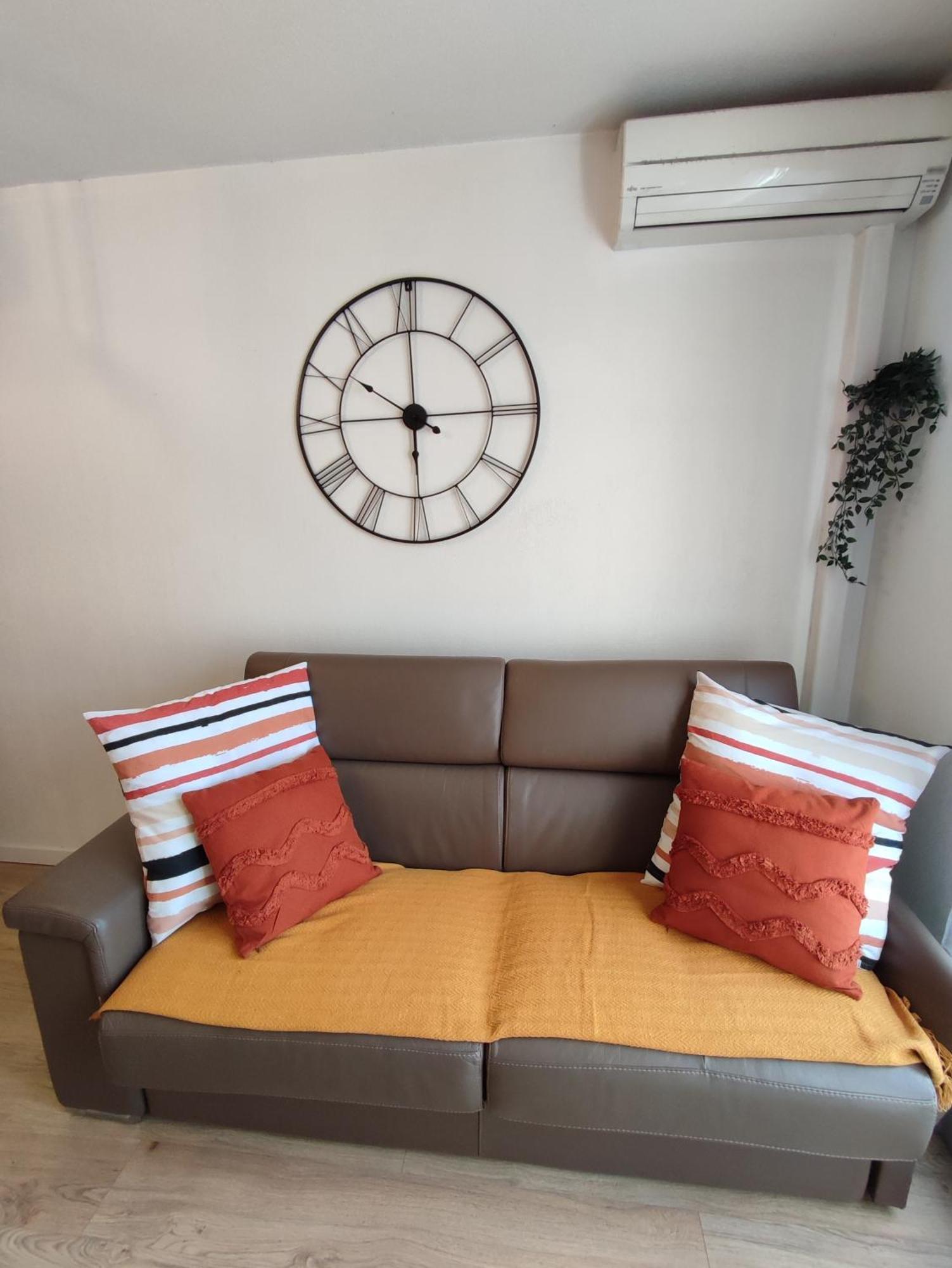 Appartement Climatise Tout Equipe A 6Min De La Gare St Charles Marseille Bagian luar foto